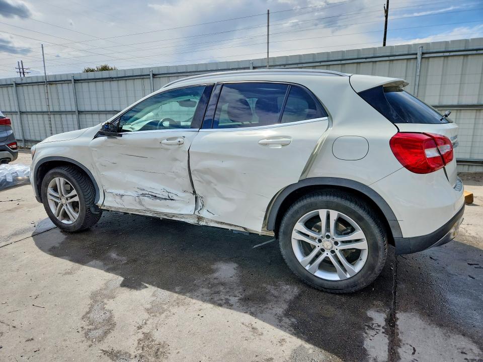 54659486 :رقم المزاد ، WDCTG4GB3FJ096503 vin ، 2015 Mercedes-benz Gla مزاد بيع