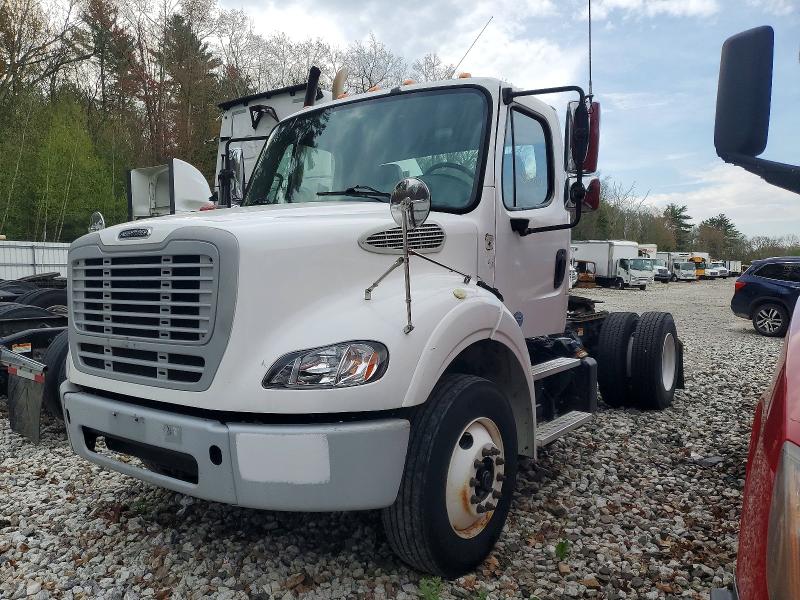 2015 Freightliner M2 მანქანა იყიდება აუქციონზე, vin: 1FUBC5CY8FHGK0812, აუქციონის ნომერი: 50611956