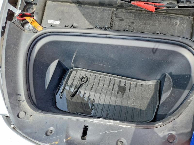 2025 Tesla Model Y მანქანა იყიდება აუქციონზე, vin: 7SAYGDEF7SA339894, აუქციონის ნომერი: 52486756
