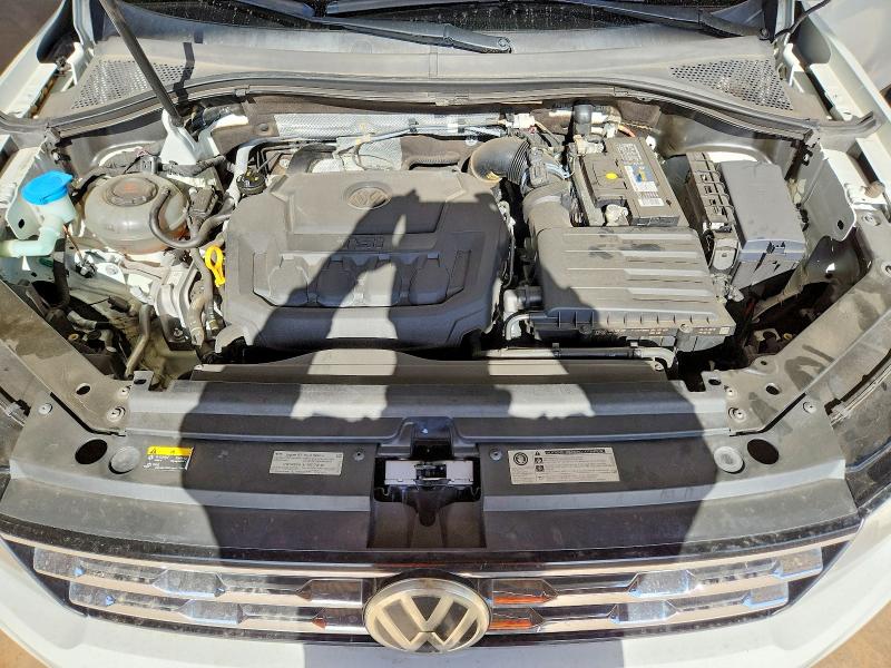 53449446 :رقم المزاد ، 3VV1B7AX5KM051854 vin ، 2019 Volkswagen Tiguan مزاد بيع