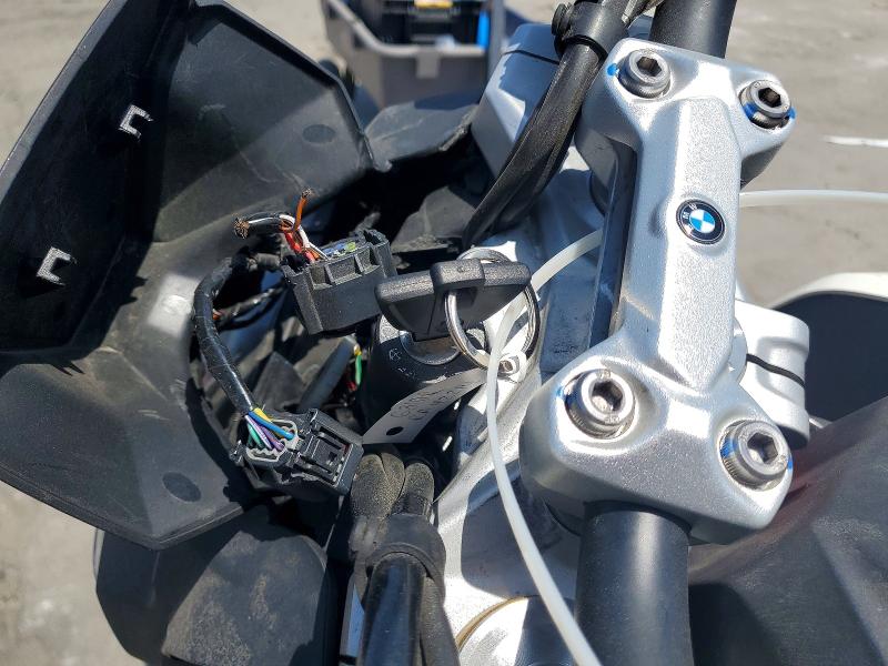 53082686 :رقم المزاد ، WB30G4302PRA42214 vin ، 2023 Bmw G310 مزاد بيع