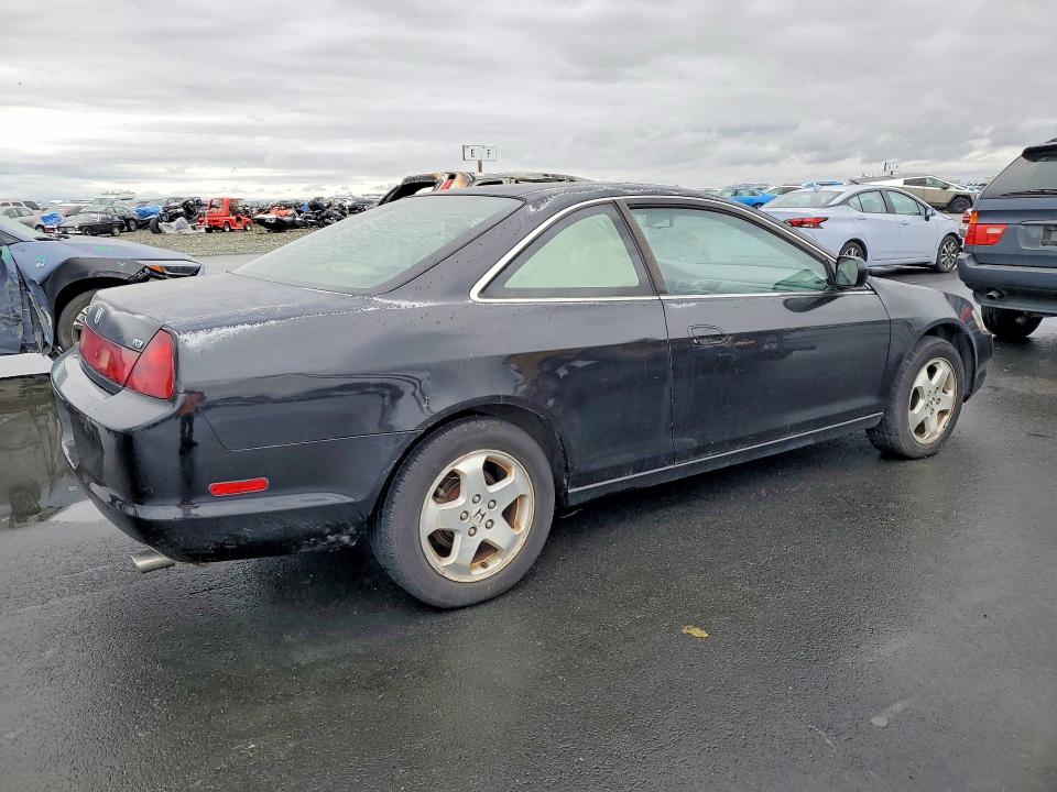 Продаж на аукціоні авто 2000 Honda Accord, vin: 1HGCG2251YA005969, номер лоту: 52465026