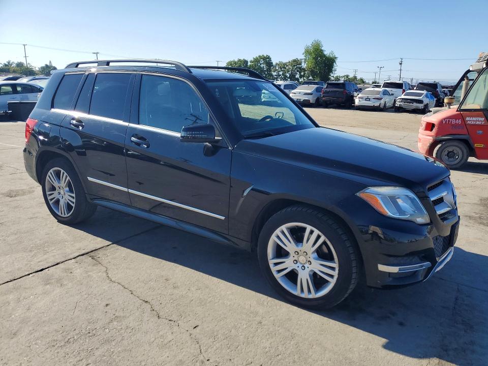 Продажа на аукционе авто 2015 Mercedes-benz Glk, vin: WDCGG5HB4FG435725, номер лота: 52965776