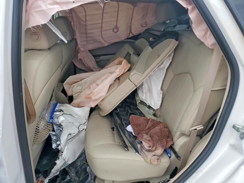 52070176 :رقم المزاد ، 3GYFNCE38DS521590 vin ، 2013 Cadillac Srx مزاد بيع