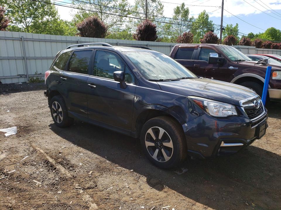 Продажа на аукционе авто 2017 Subaru Forester, vin: JF2SJAGC2HH562413, номер лота: 54940806