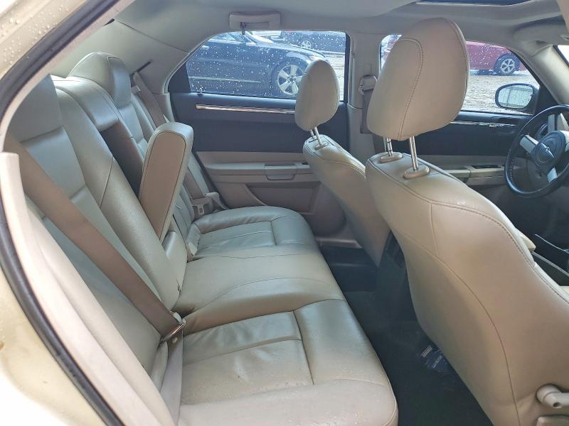 54841626 :رقم المزاد ، 2C3JA53G15H136121 vin ، 2005 Chrysler 300 مزاد بيع