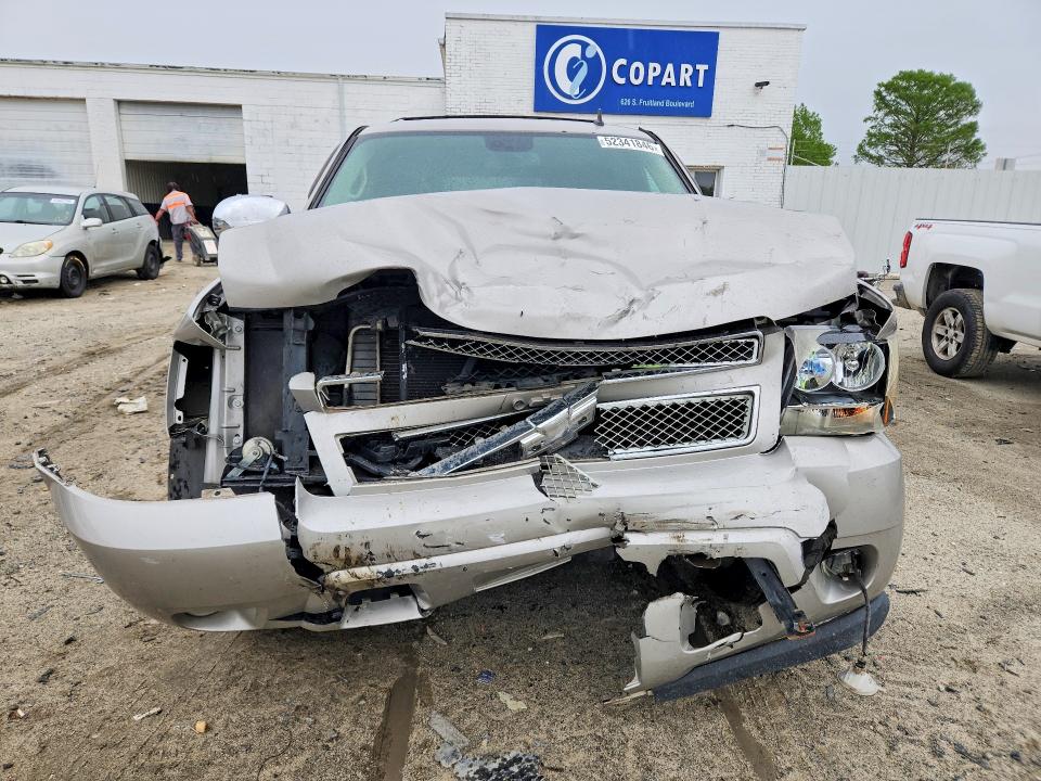 Продаж на аукціоні авто 2007 Chevrolet Suburban, vin: 1GNFC16067J178988, номер лоту: 52341846