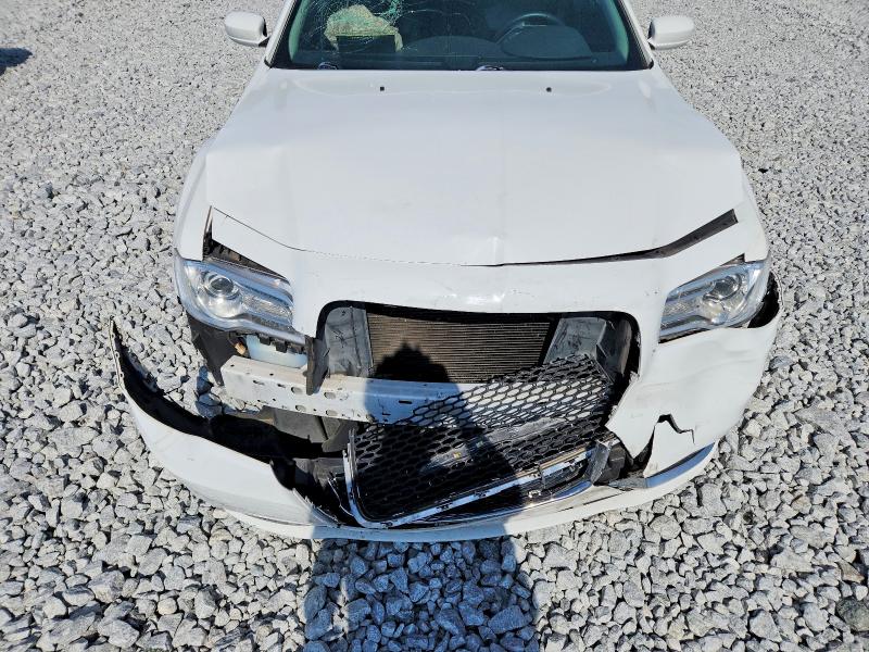 53821036 :رقم المزاد ، 2C3CCAAG1FH749209 vin ، 2015 Chrysler 300 مزاد بيع