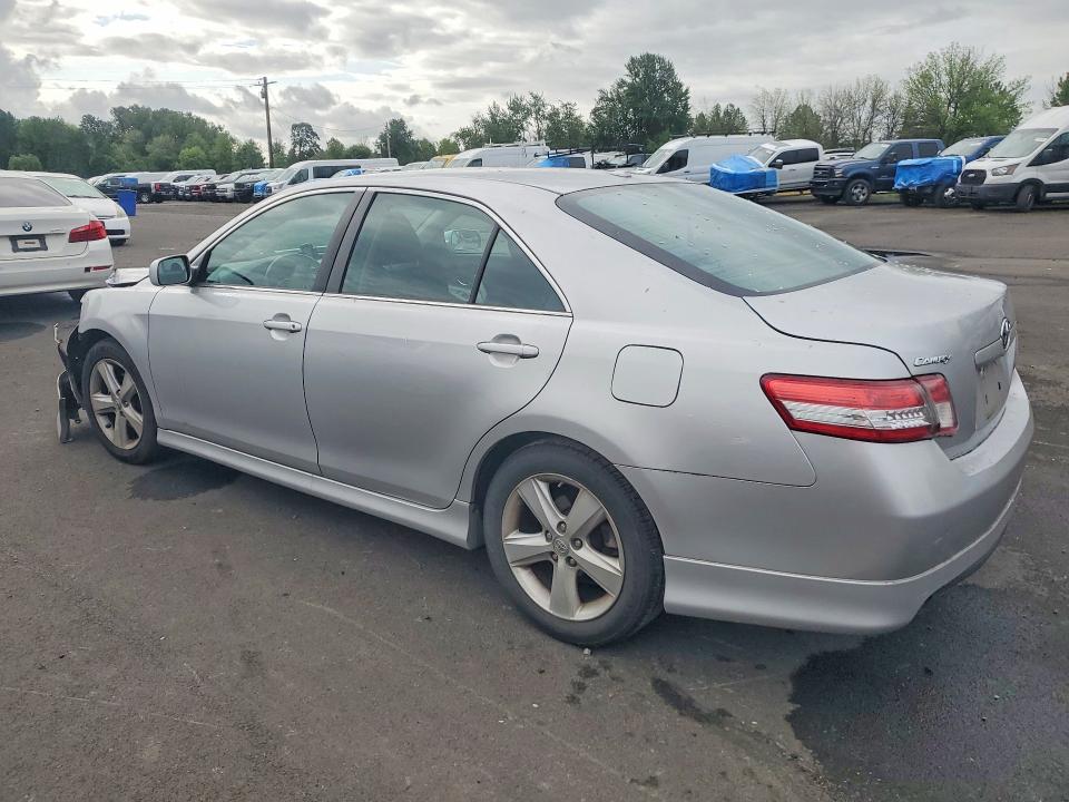 53923826 :رقم المزاد ، 4T1BF3EK7BU124518 vin ، 2011 Toyota Camry مزاد بيع