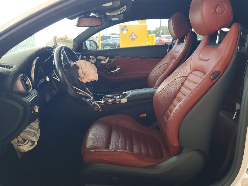 52155526 :رقم المزاد ، WDDWJ4JBXHF389971 vin ، 2017 Mercedes-benz C مزاد بيع
