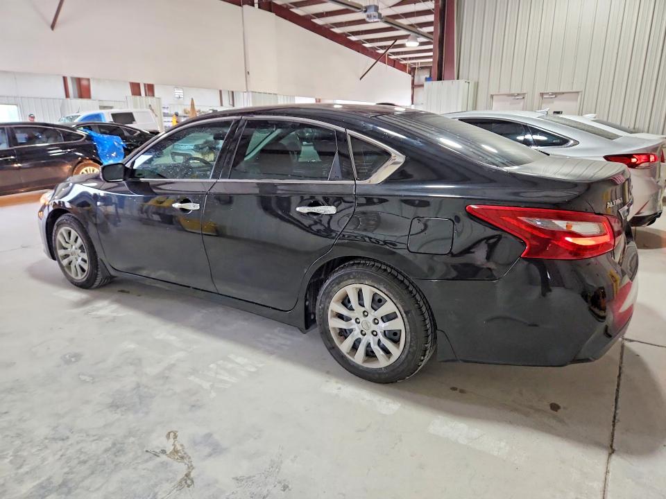 Продажа на аукционе авто 2018 Nissan Altima, vin: 1N4AL3AP4JC195440, номер лота: 55443936