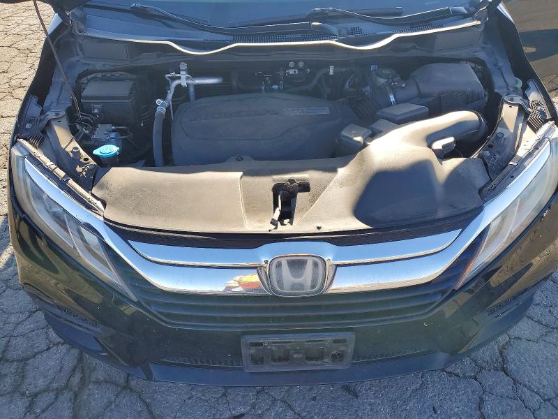 52273346 :رقم المزاد ، 5FNRL6H7XKB061590 vin ، 2019 Honda Odyssey مزاد بيع