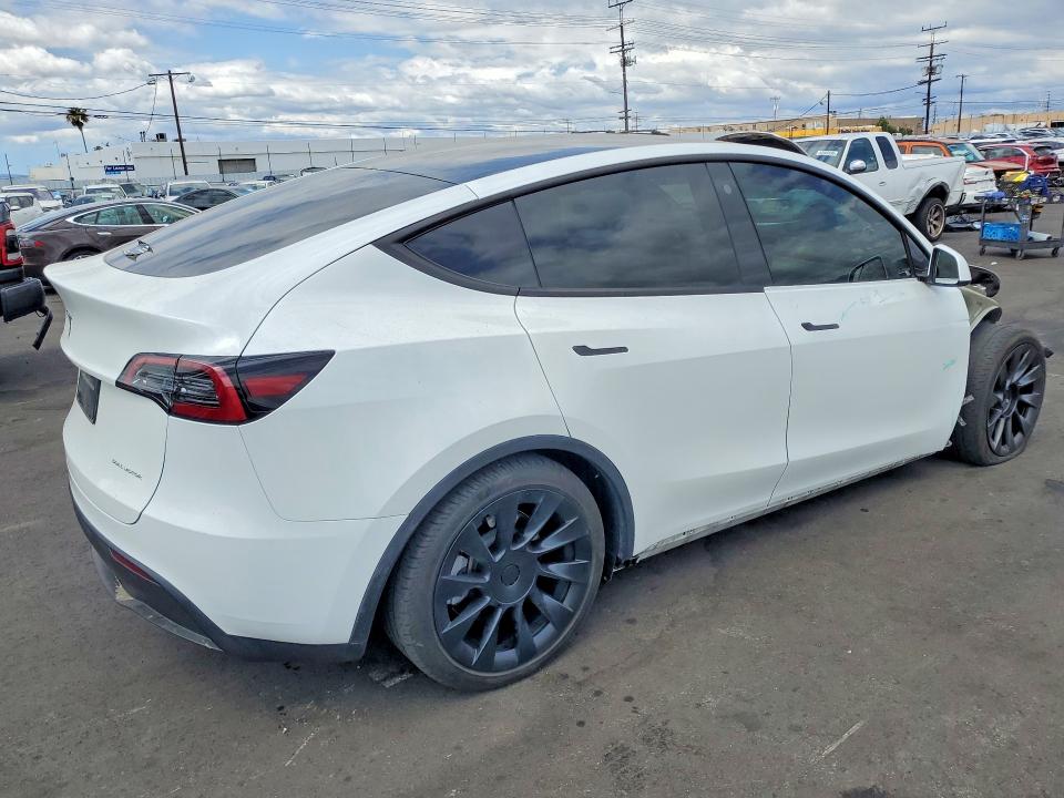 Продажа на аукционе авто 2023 Tesla Model Y, vin: 7SAYGDEE0PA071687, номер лота: 52018966