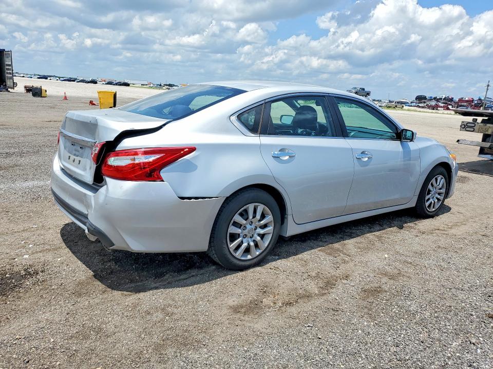 Aukcja sprzedaży 2017 Nissan Altima, vin: 1N4AL3AP2HN335354, numer aukcji: 52470896