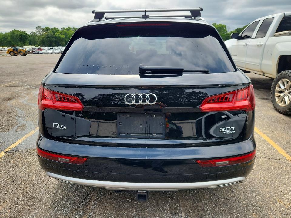 52495156 :رقم المزاد ، WA1BNAFY2J2243807 vin ، 2018 Audi Q5 مزاد بيع