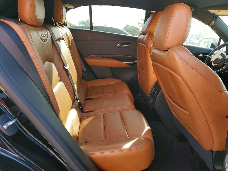 55341756 :رقم المزاد ، 1GYFZER41LF150147 vin ، 2020 Cadillac Xt4 مزاد بيع