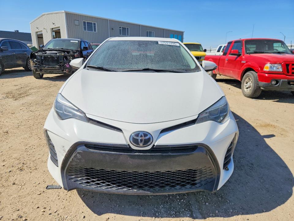 52691496 :رقم المزاد ، 2T1BURHE9JC972513 vin ، 2018 Toyota Corolla مزاد بيع