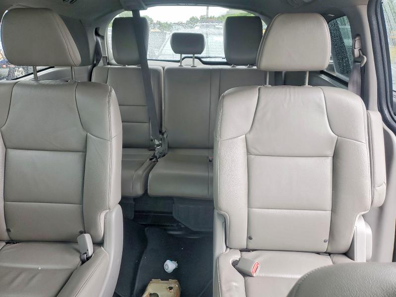 52720156 :رقم المزاد ، 5FNRL5H60GB132322 vin ، 2016 Honda Odyssey مزاد بيع