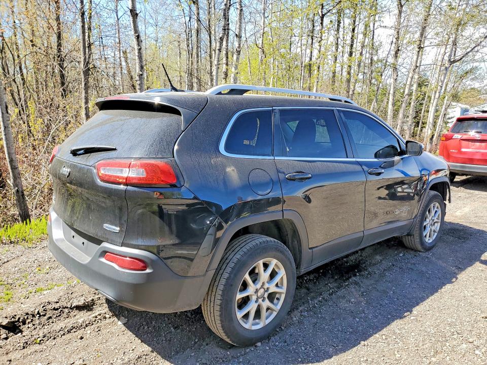 53168946 :رقم المزاد ، 1C4PJMCB1EW253381 vin ، 2014 Jeep Cherokee مزاد بيع