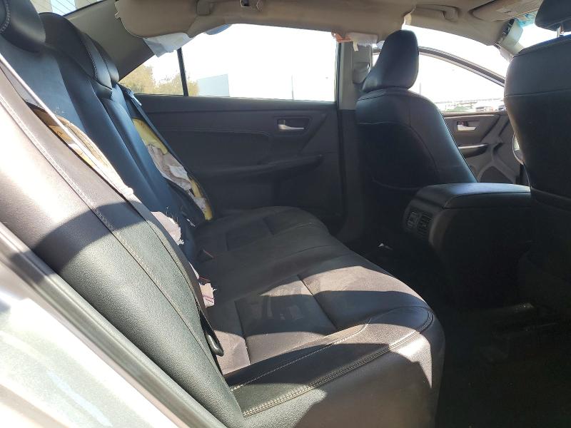 54491326 :رقم المزاد ، 4T1BK1FK1FU559068 vin ، 2015 Toyota Camry مزاد بيع