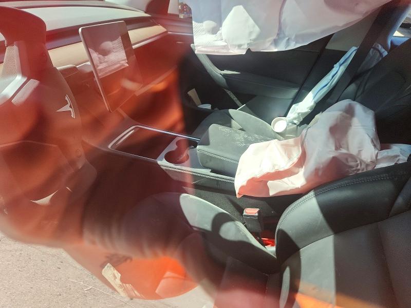 Продаж на аукціоні авто 2024 Tesla Model Y, vin: 7SAYGDEE5RF077846, номер лоту: 53660426