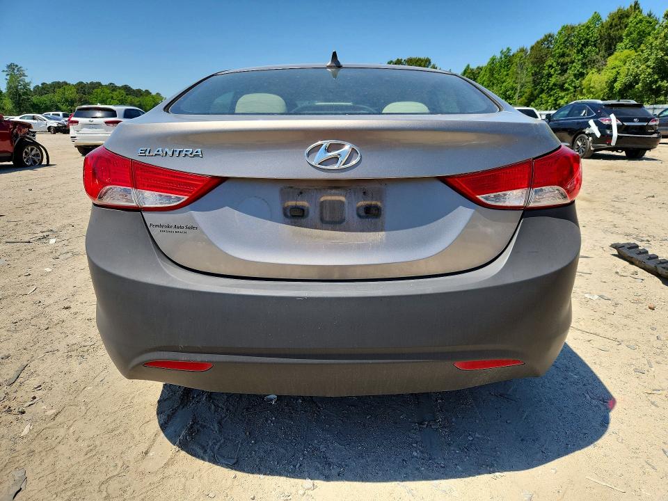 Продажа на аукционе авто 2013 Hyundai Elantra, vin: 5NPDH4AE2DH198696, номер лота: 52184246