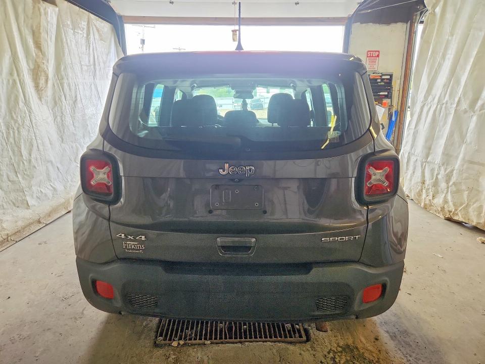 Продажа на аукционе авто 2018 Jeep Renegade, vin: ZACCJBAB8JPH65782, номер лота: 53843456