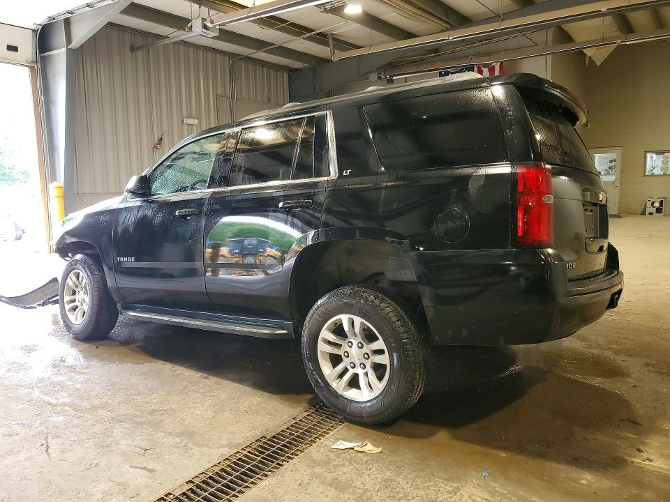 Продажа на аукционе авто 2018 Chevrolet Tahoe, vin: 1GNSKBKCXJR116557, номер лота: 54608026