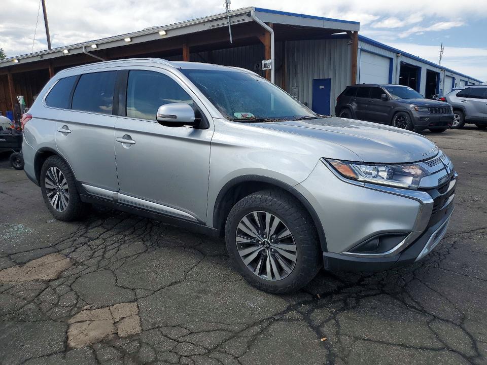 Продаж на аукціоні авто 2020 Mitsubishi Outlander, vin: JA4AZ3A31LJ001008, номер лоту: 53752646