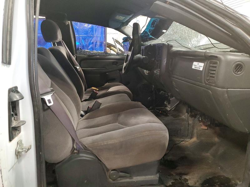 Продажа на аукционе авто 2005 Gmc New Sierra, vin: 2GTEK19B551185961, номер лота: 52745676