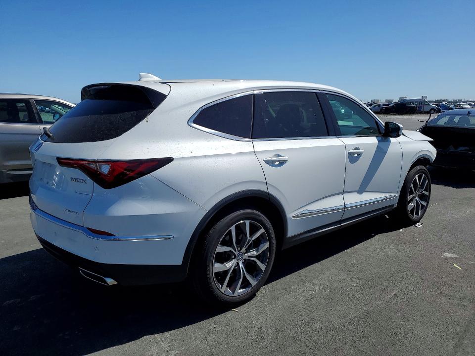 53596216 :رقم المزاد ، 5J8YE1H42NL009629 vin ، 2022 Acura Mdx مزاد بيع