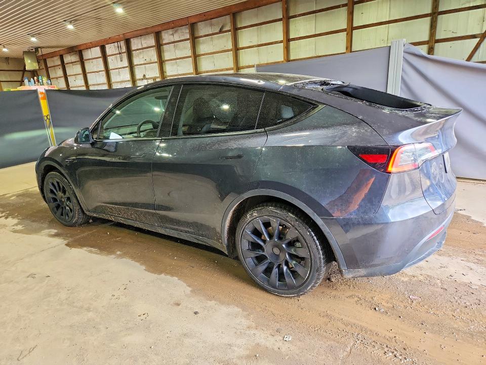 Продажа на аукционе авто 2024 Tesla Model Y, vin: 7SAYGAEE0RF991579, номер лота: 51813156