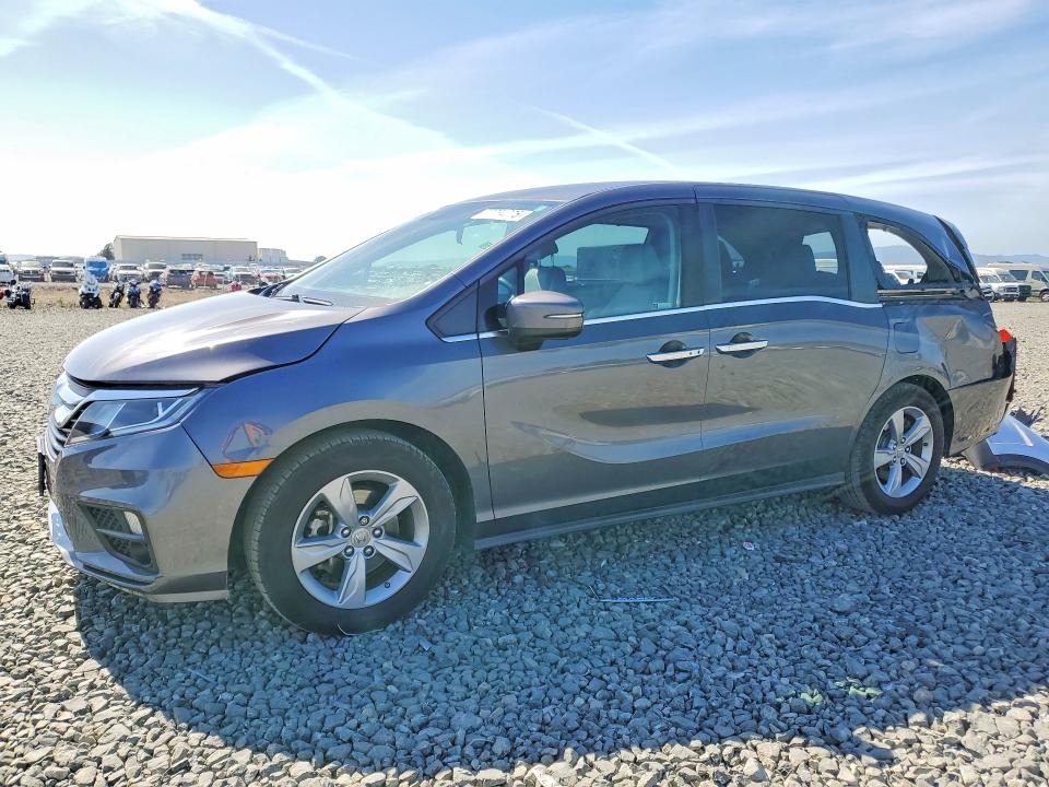 Auction sale of the 2018 Honda Odyssey, vin: 5FNRL6H57JB101766, lot number: 53264076