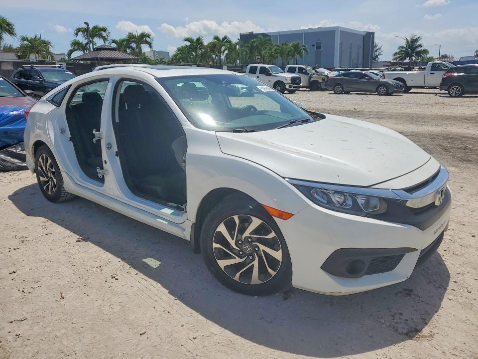 Aukcja sprzedaży 2017 Honda Civic, vin: 2HGFC2F8XHH037513, numer aukcji: 52650456