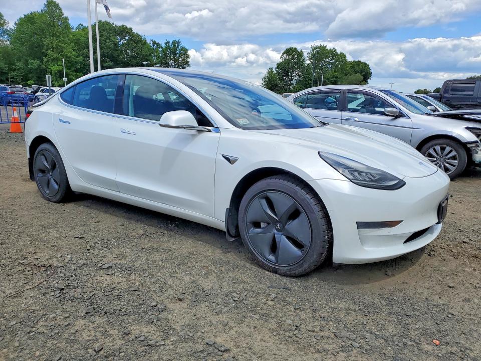 2019 Tesla Model 3 მანქანა იყიდება აუქციონზე, vin: 5YJ3E1EA9KF483241, აუქციონის ნომერი: 54622186