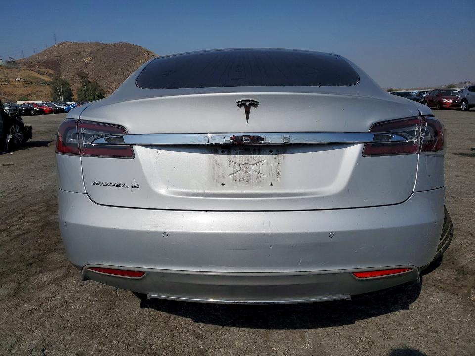 Продаж на аукціоні авто 2014 Tesla Model S, vin: 5YJSA1S11EFP48685, номер лоту: 54722636