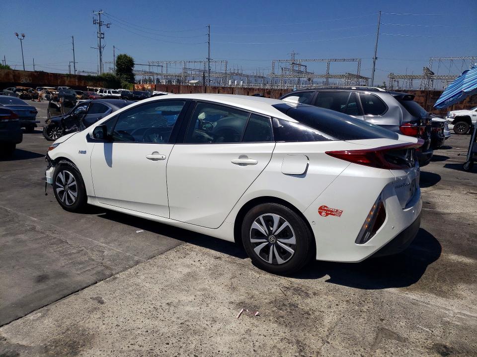 2017 Toyota Prius Prime მანქანა იყიდება აუქციონზე, vin: JTDKARFP9H3001804, აუქციონის ნომერი: 54189916
