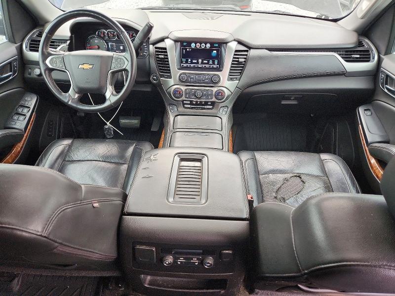 53221976 :رقم المزاد ، 1GNSCJKC0HR213803 vin ، 2017 Chevrolet Suburban مزاد بيع