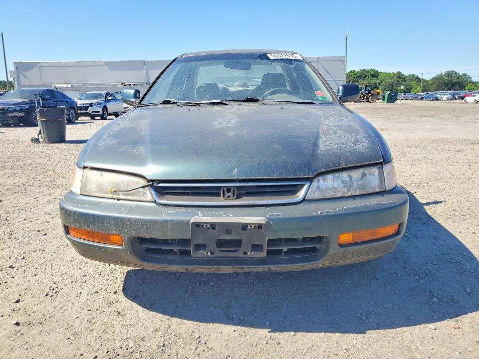 1996 Honda Accord მანქანა იყიდება აუქციონზე, vin: 1HGCD5636TA161727, აუქციონის ნომერი: 55322636