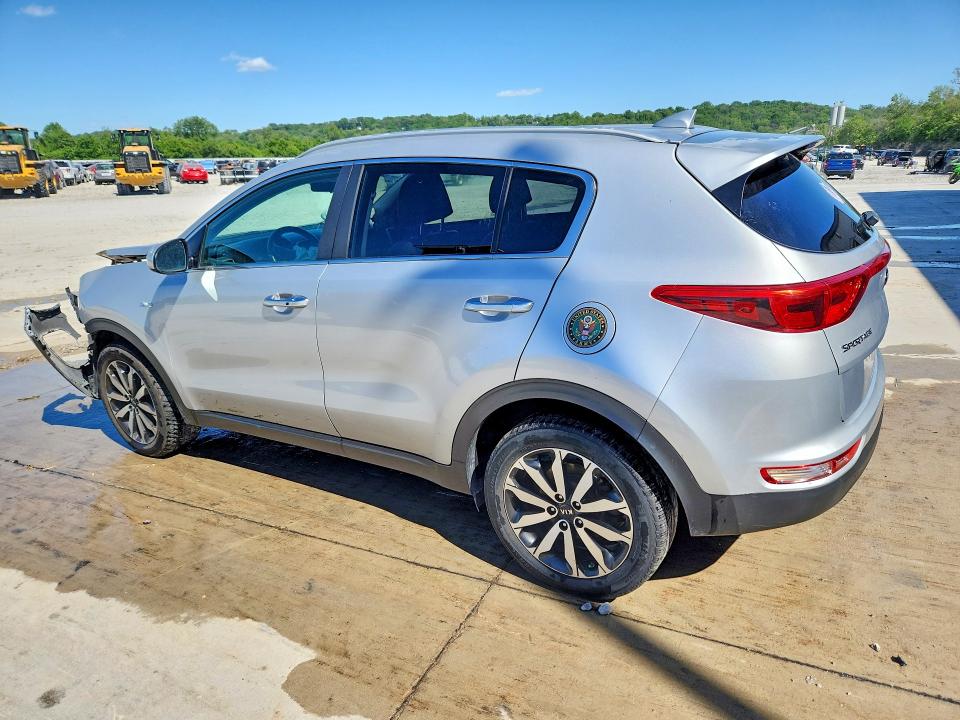 Продажа на аукционе авто 2017 Kia Sportage, vin: KNDPNCAC4H7053698, номер лота: 53334176