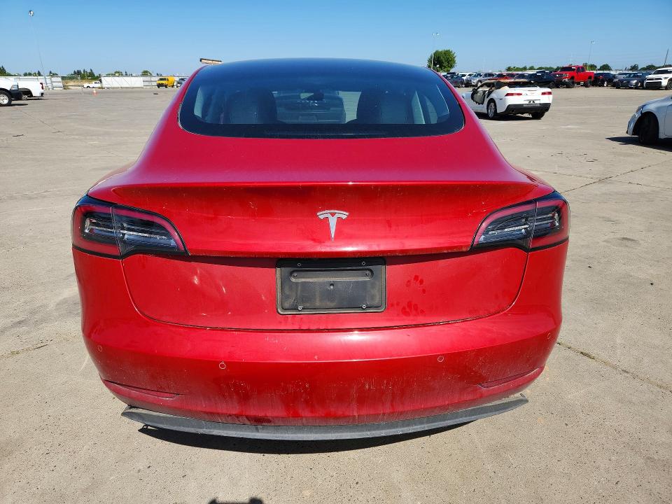 2022 Tesla Model 3 მანქანა იყიდება აუქციონზე, vin: 5YJ3E1EA1NF345939, აუქციონის ნომერი: 53061246