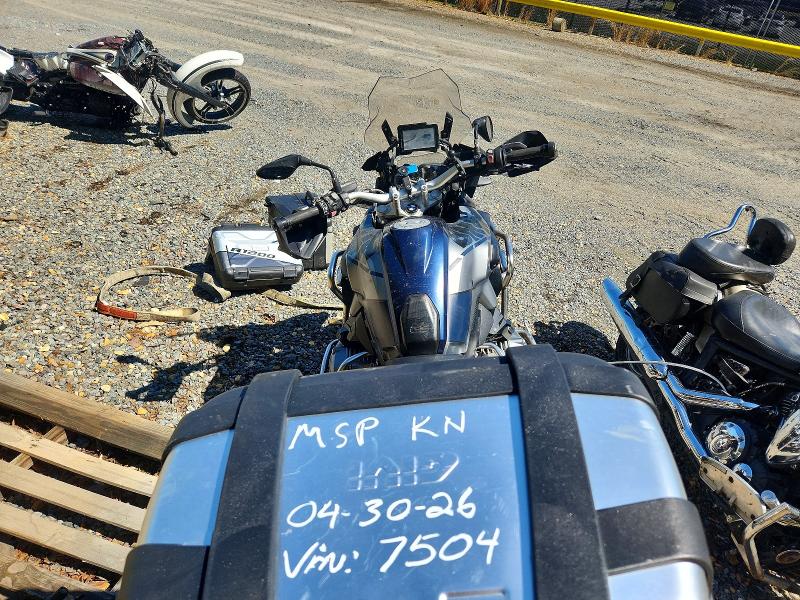 Продажа на аукционе авто 2015 Bmw R1200, vin: WB10A1102FZ187504, номер лота: 52569316