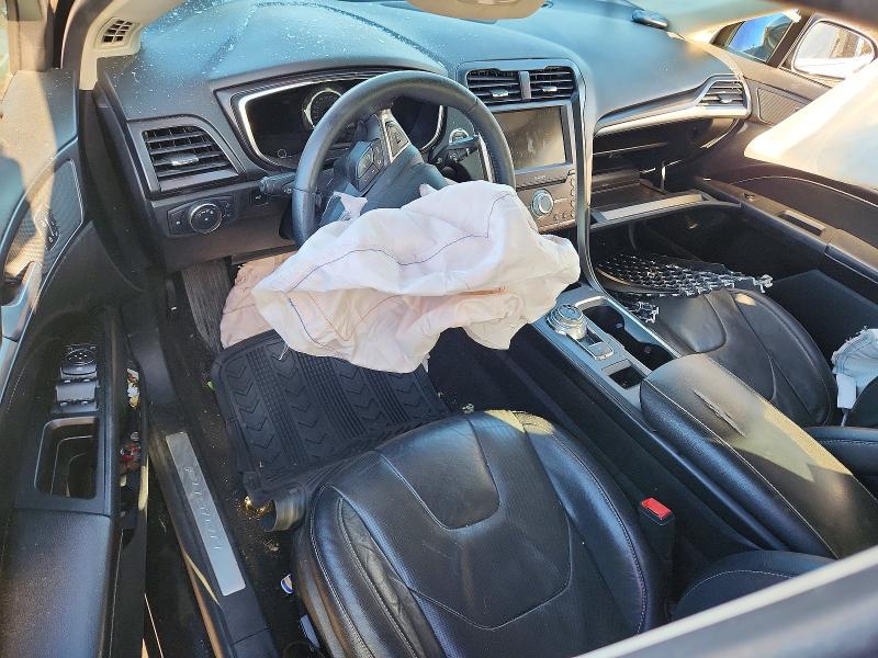 51865426 :رقم المزاد ، 3FA6P0D92LR193275 vin ، 2020 Ford Fusion مزاد بيع