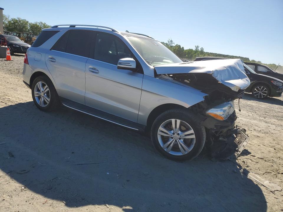 2015 Mercedes-benz Ml მანქანა იყიდება აუქციონზე, vin: 4JGDA5HB4FA533114, აუქციონის ნომერი: 53637976