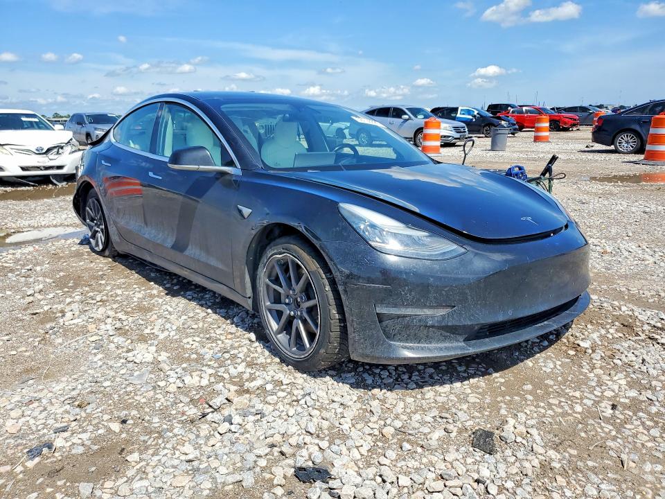 55198826 :رقم المزاد ، 5YJ3E1EB2KF194825 vin ، 2019 Tesla Mdl 3 مزاد بيع