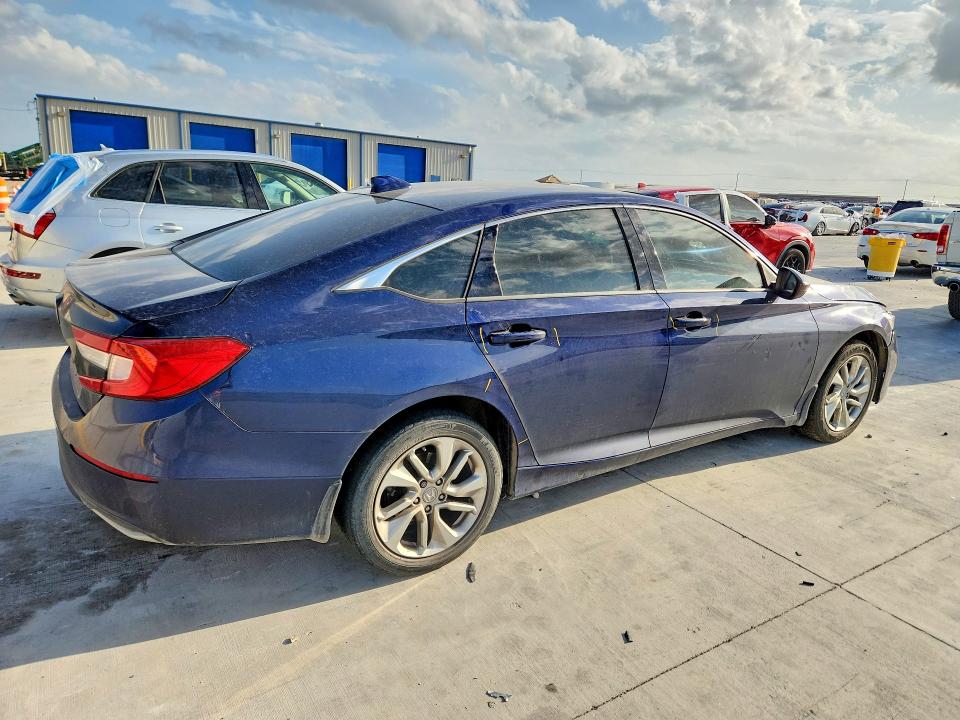 Продажа на аукционе авто 2019 Honda Accord, vin: 1HGCV1F17KA103757, номер лота: 54136606