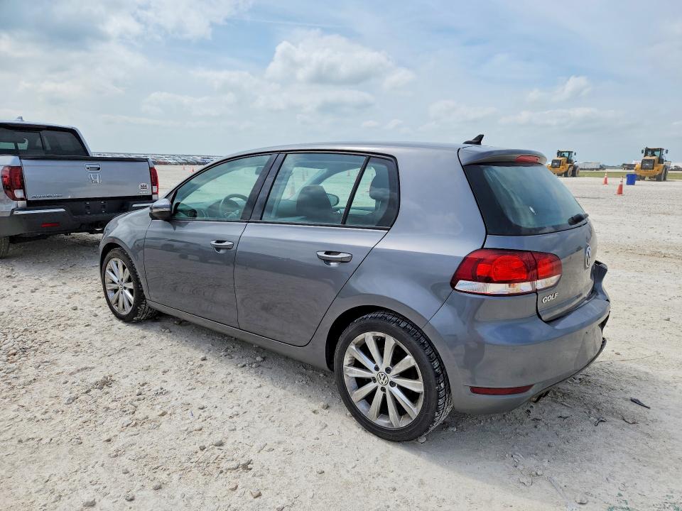 51681946 :رقم المزاد ، WVWDM7AJ2DW135697 vin ، 2013 Volkswagen Golf مزاد بيع