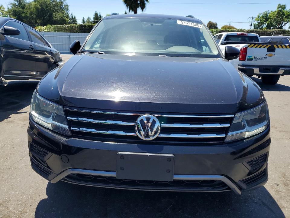Aukcja sprzedaży 2018 Volkswagen Tiguan, vin: 3VV1B7AX8JM074561, numer aukcji: 52971686