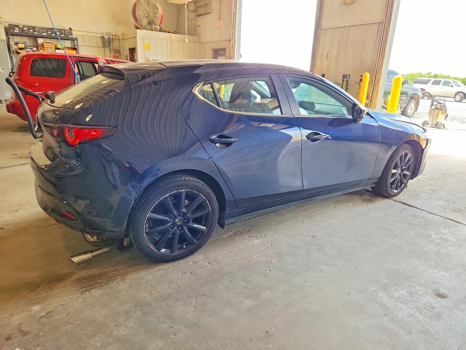 51972546 :رقم المزاد ، JM1BPAKM5S1765034 vin ، 2025 Mazda 3 مزاد بيع