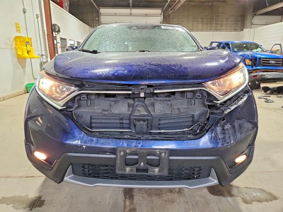 54719066 :رقم المزاد ، 7FARW2H89JE062645 vin ، 2018 Honda Cr-v مزاد بيع